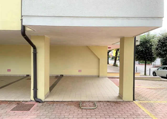 Apartman Albatros - *